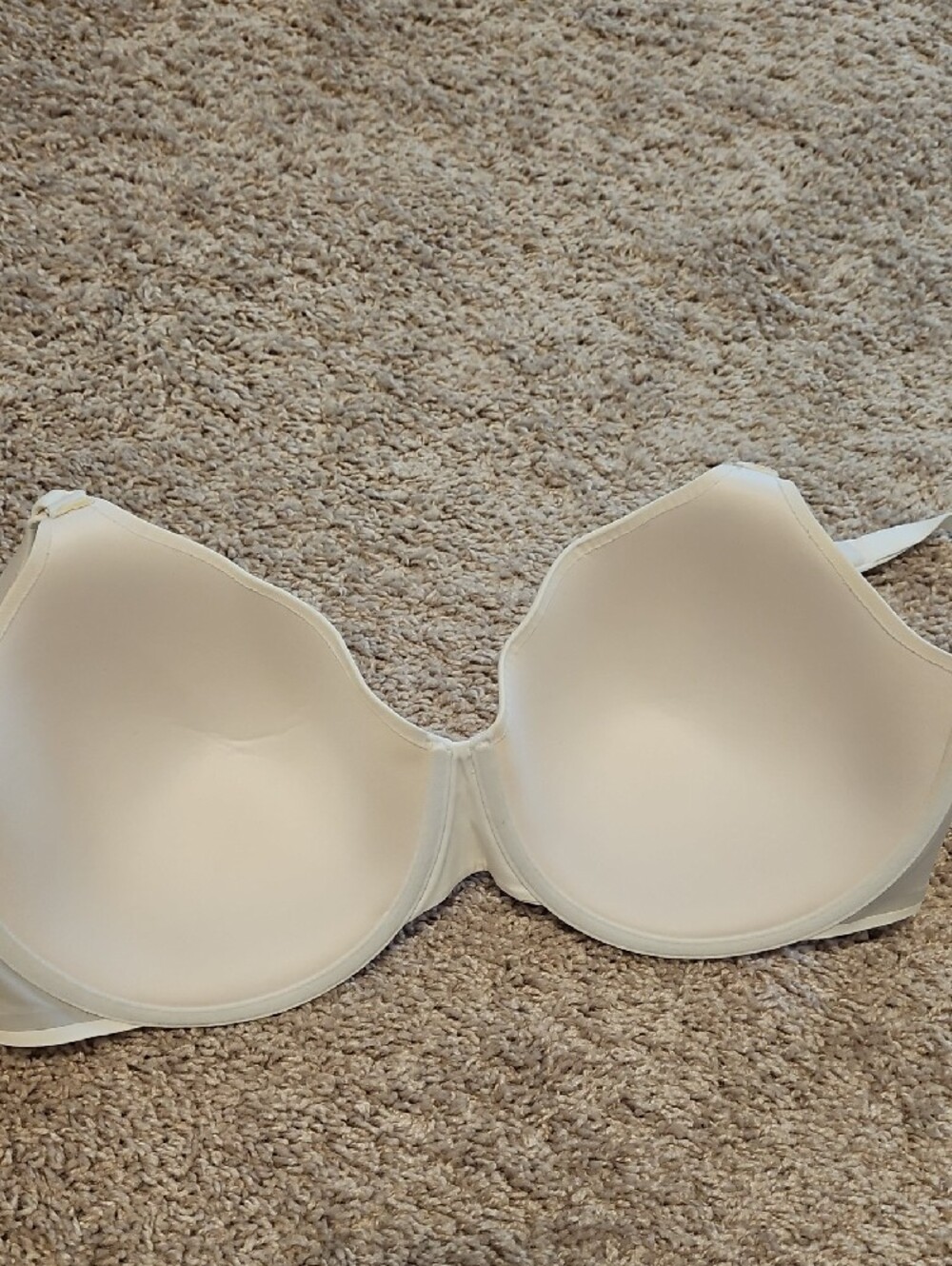 Olga Smooth Molded T-Shirt Bra Style 35145 - Picture 3 of 5